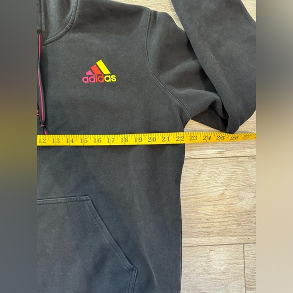 Adidas~ Women’s Sweatshirt Pullover Hoodie Size XL‎ Black Colorful Logo Fleece - Picture 7 of 8